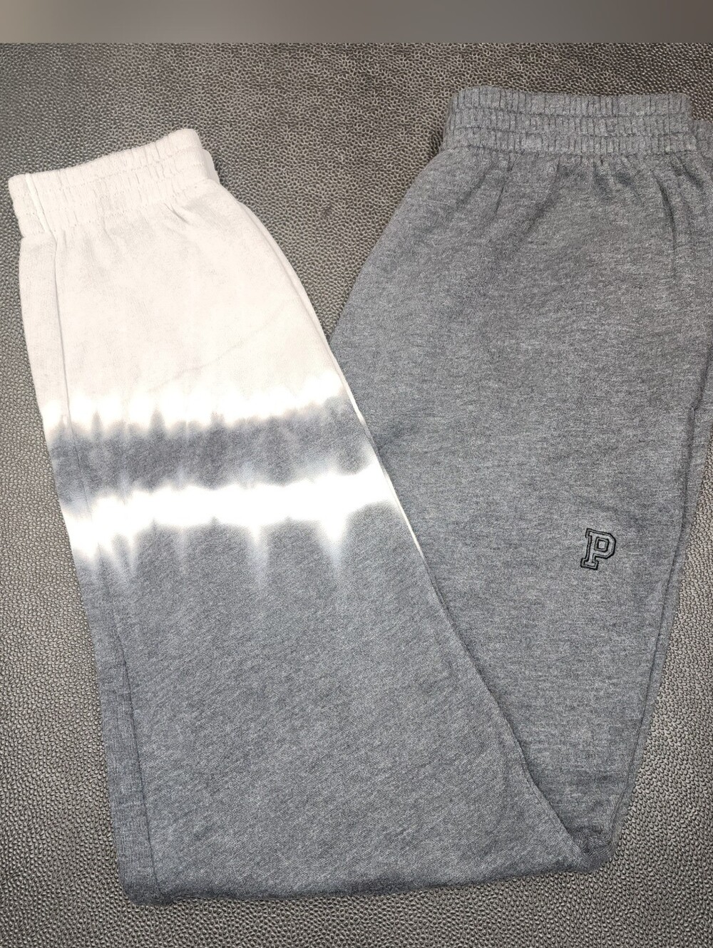 SZ SMALL VS PINK OVERSIZED SWEATPANTS JOGGERS.